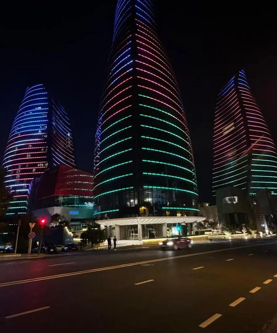 באקו Flame Towers Apartment אזרבייג'ן